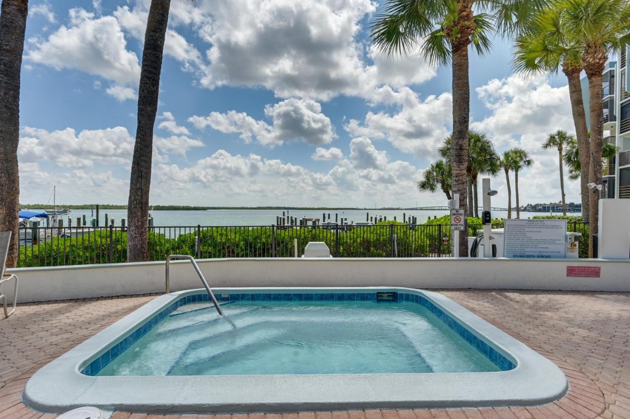 Coastal Marco Island Condo With Club Amenities! エクステリア 写真